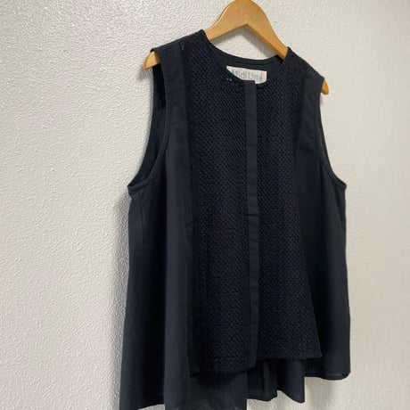 MidiUmi レースノースリーブブラウス