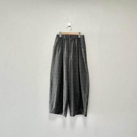 休日と詩 ボンボンパンツ