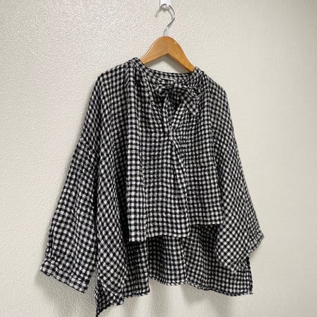 Veritecoeur リネンウールチェックブラウス