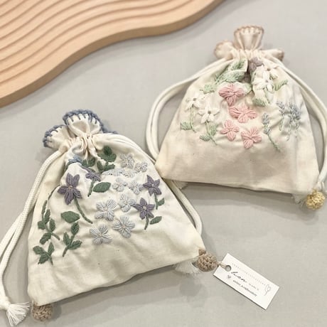 atelier N 摘みたて草花の刺繍巾着