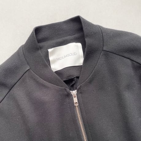 MIDIUMISOLID wide zip up ブルゾン