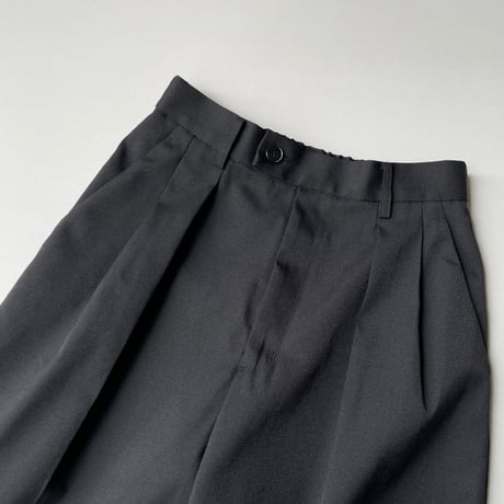 HELIOPOLE シャンブレーギャバタックパンツ