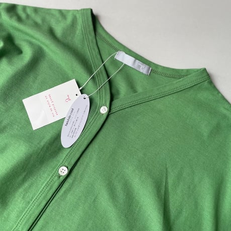 タグ付き未使用品 / 販売継続品 / deux C キョウネンクールカーディガン