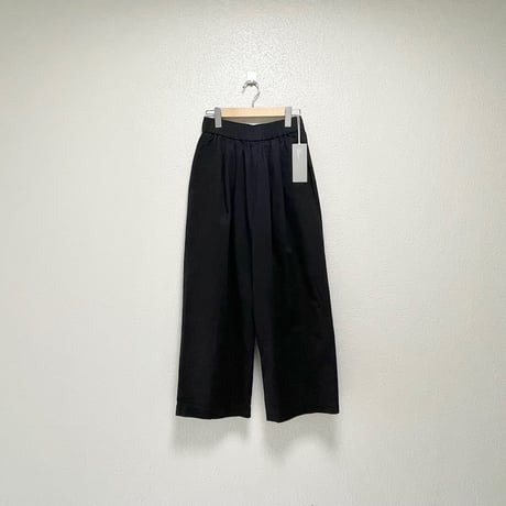 タグ付き未使用品 / オローネ バルーンワイドパンツ