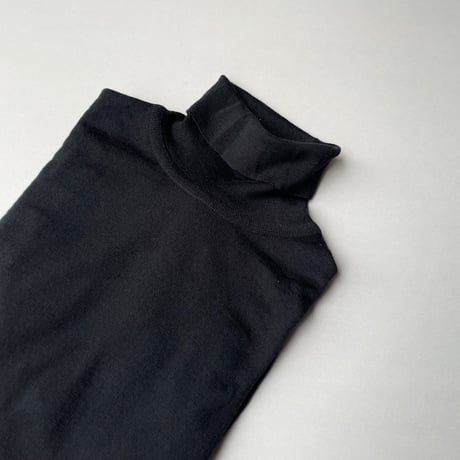 定番品/ 現行販売モデル JOHN SMEDLEY 30ゲージタートルネック 長袖ニットプルオーバー