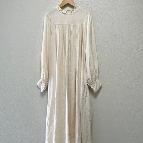 nest Robe リネンフリルカラーヨークワンピース