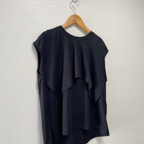 販売継続品 / CLOCHE ラッフルカットソー 【ブラック】