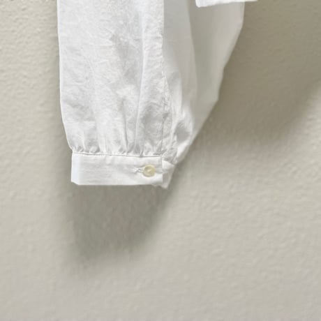 タグ付き未使用品 / 人気完売品 mizuiro ind ダブルフリルカラーシャツ