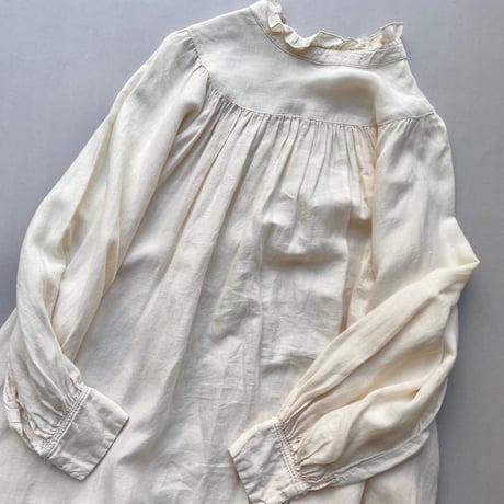 nest Robe リネンフリルカラーヨークワンピース