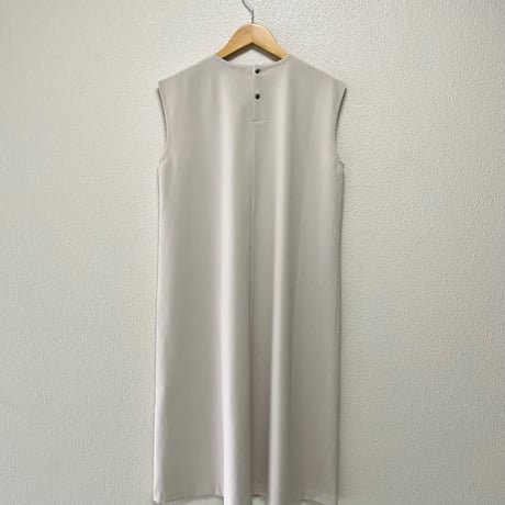 mizuiro ind ノースリーブAラインワンピース【サンドベージュ】