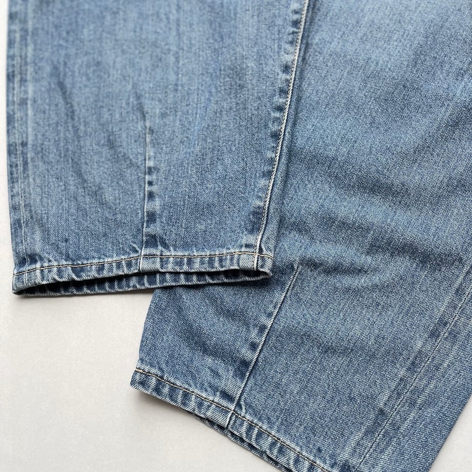 6ad59998a6d313505d53a09f