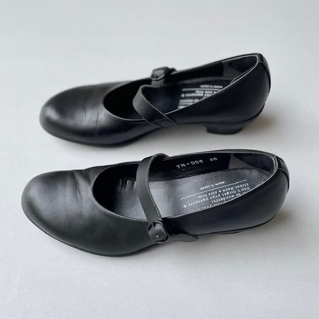販売継続品 / TRAVEL SHOES by chausser メリージェーンシューズ