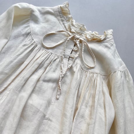 nest Robe リネンフリルカラーヨークワンピース