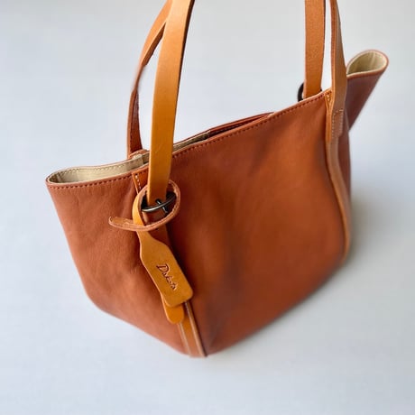 Dakota レザートートバッグ