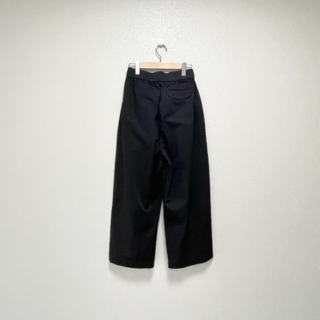 タグ付き未使用品 / オローネ バルーンワイドパンツ