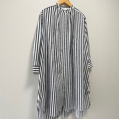 Hands of Creation バックタックチュニック丈スタンドシャツ