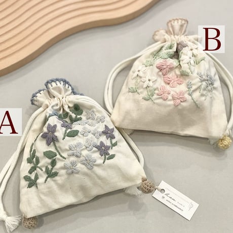 atelier N 摘みたて草花の刺繍巾着