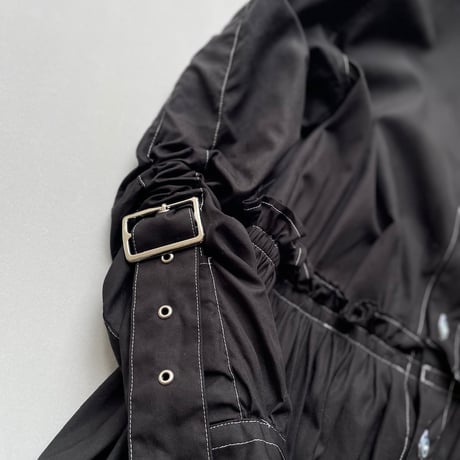 COMME des GARCONS Noir Kei Ninomiya ベルト スリーブ ノーカラーワンピース
