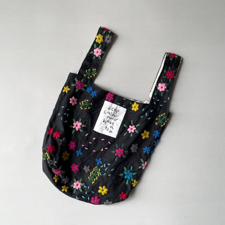 販売継続品 / pot and tea 毛糸刺繡バッグ