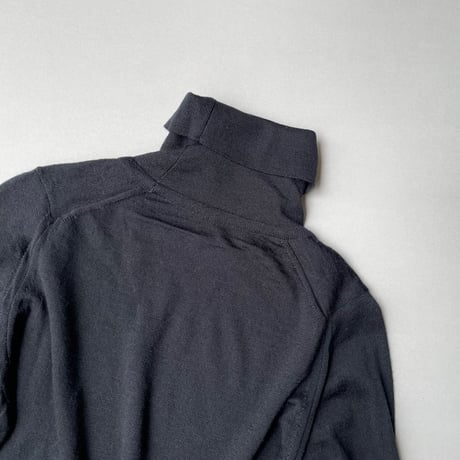 定番品/ 現行販売モデル JOHN SMEDLEY 30ゲージタートルネック 長袖ニットプルオーバー