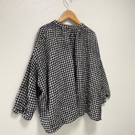 Veritecoeur リネンウールチェックブラウス