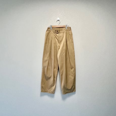 STAMP AND DIARY ツータックパンツ