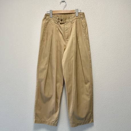 STAMP AND DIARY ツータックパンツ