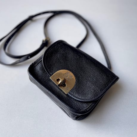 IL BISONTE 3way ターンロックレザーミニショルダー