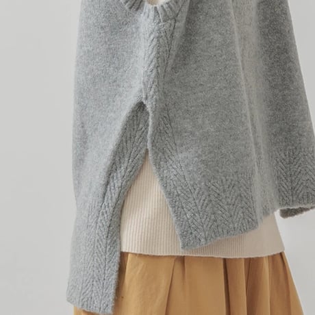【4色展開】サイドスリットニットベスト