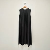 mizuiro ind ギャザーネックロングワンピース 【ブラック】