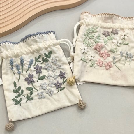 atelier N 摘みたて草花の刺繍巾着