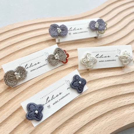 atelier N 刺繍耳飾り