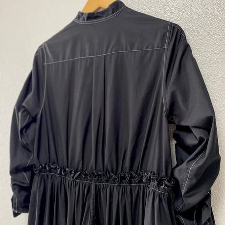 COMME des GARCONS Noir Kei Ninomiya ベルト スリーブ ノーカラーワンピース