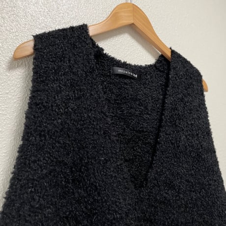 mizuiro ind ヘアリーVネックベスト