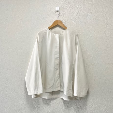 タグ付き未使用品 / 2023SS / evam eva no collar short coat