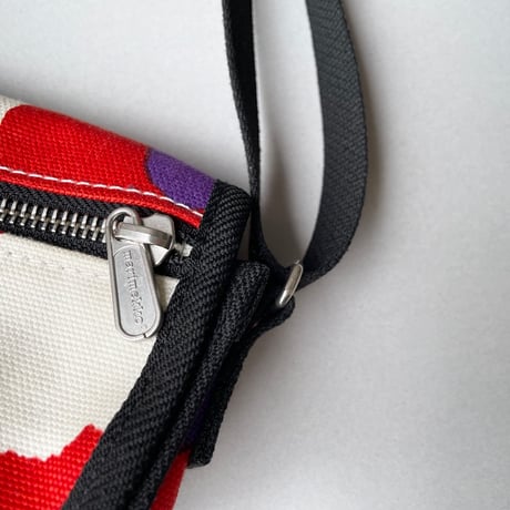 marimekko ショルダーバッグ  Keela Iso Vikuri