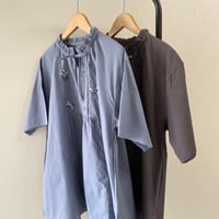 【2色展開】select 花刺繍ネックフリルチュニック