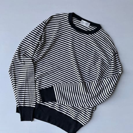 JOHN SMEDLEY 細ボーダーニット