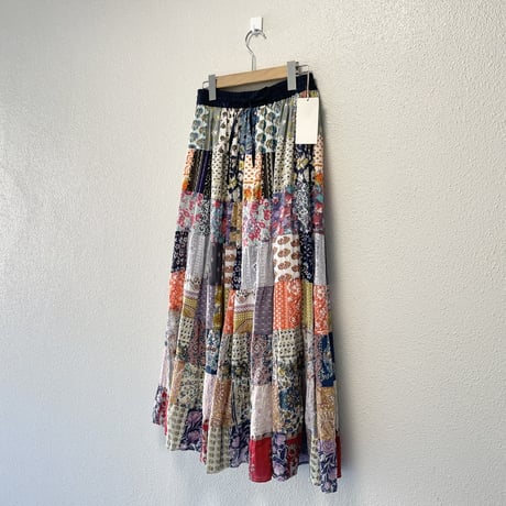 人気即完売品 / 希少品 タグ付き未使用品 / 2023SS nest Robe パッチワークASSORTスカート