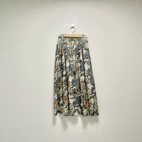 2024AW / l'atelier du savon 森とお花のつぎはぎプリント シャツコールスカート