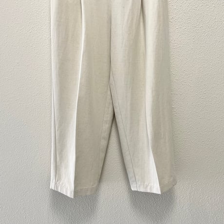 2023 / yuni 強撚コットントリアセテート バックゴムパンツ