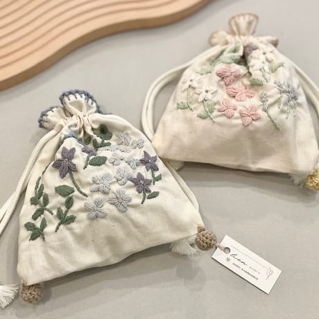 atelier N 摘みたて草花の刺繍巾着