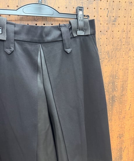 Pauline Bleu ポリーヌブロー　フェイクレザー切替 レイヤードハーフパンツ