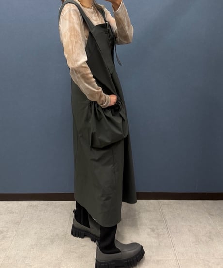 Dignite collier ディニテコリエ  立体ポケット フロントZIPジャンパースカート