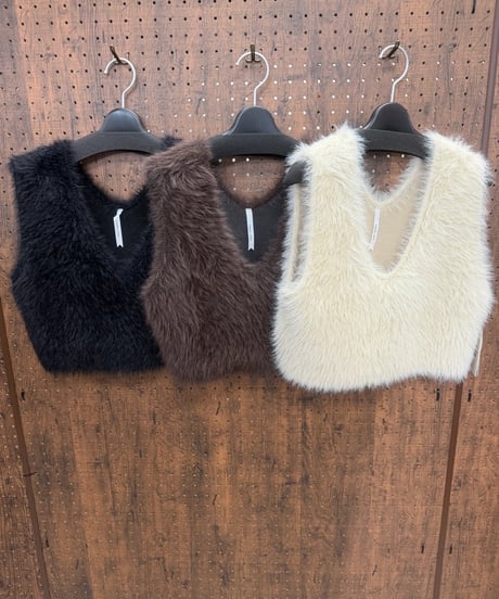 Dignite collier ディニテコリエ ストレッチファー　ショート丈ベスト