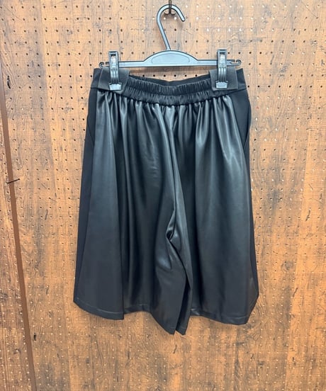 Pauline Bleu ポリーヌブロー　フェイクレザー切替 レイヤードハーフパンツ