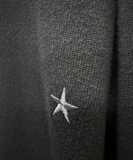 ROSIEE ロージー　スターモチーフ刺繍 プルオーバーニット