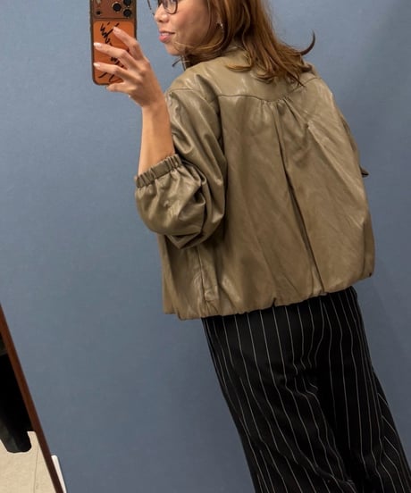 Pauline Bleu ポリーヌブロー　フェイクレザー ギャザースリーブブルゾン