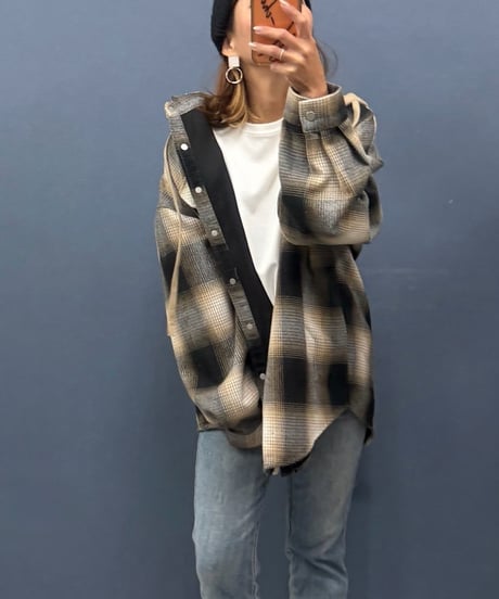 Pauline Bleu ポリーヌブロー　チェック柄 フード付きオーバーサイズシャツジャケット