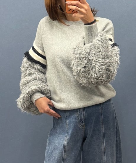 Dignite collier ディニテコリエ　シャギーボリュームスリーブ切替デザインニット